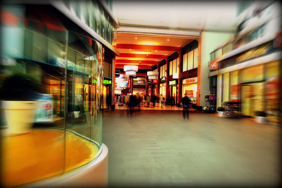 Key Central Landmarks & Service Hubs in Central